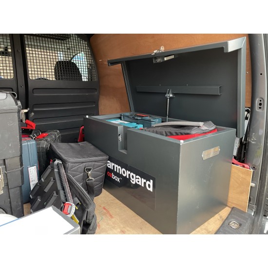 VAN BOX  830X430 X 450 h