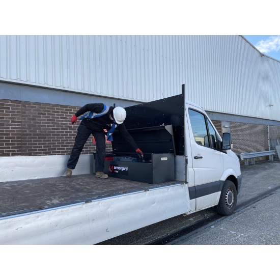 VAN BOX  830X430 X 450 h