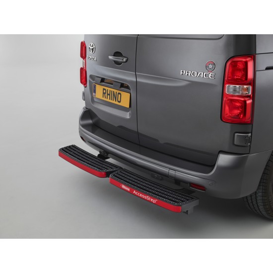 CUSTOM 12-18 ACCESSSTEP - TWIN, BLACK, WITH CONNECT+ (OVAL P