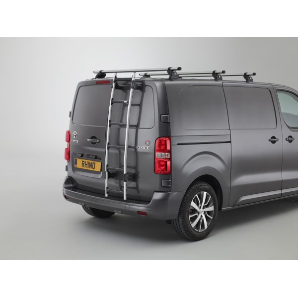 MERC. SPRINTER H/R ALUMINIUM 8 STEP LADDER